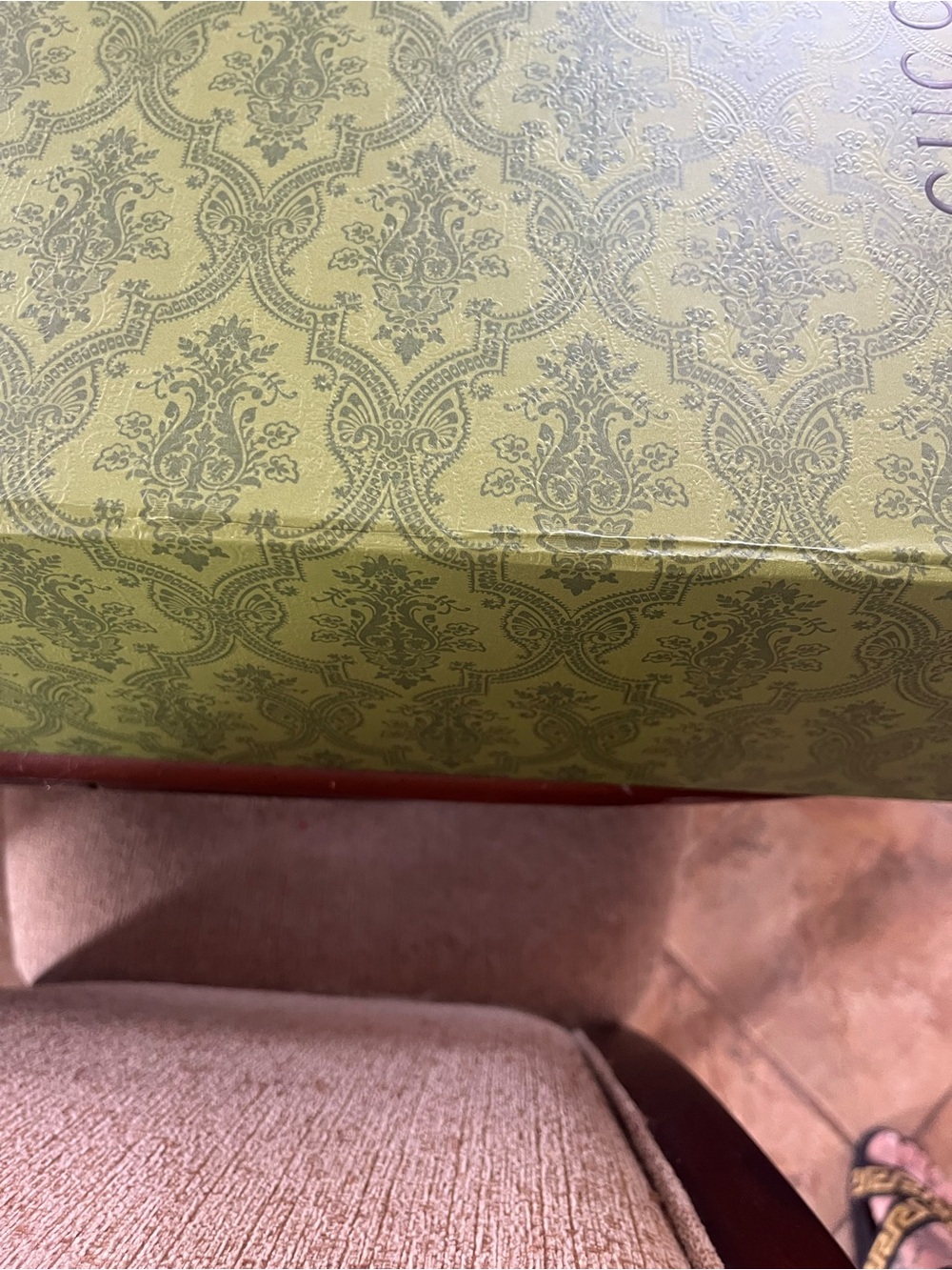 Large Gucci Box 15”L x 11.5”W x 6”D - Picture 9 of 10
